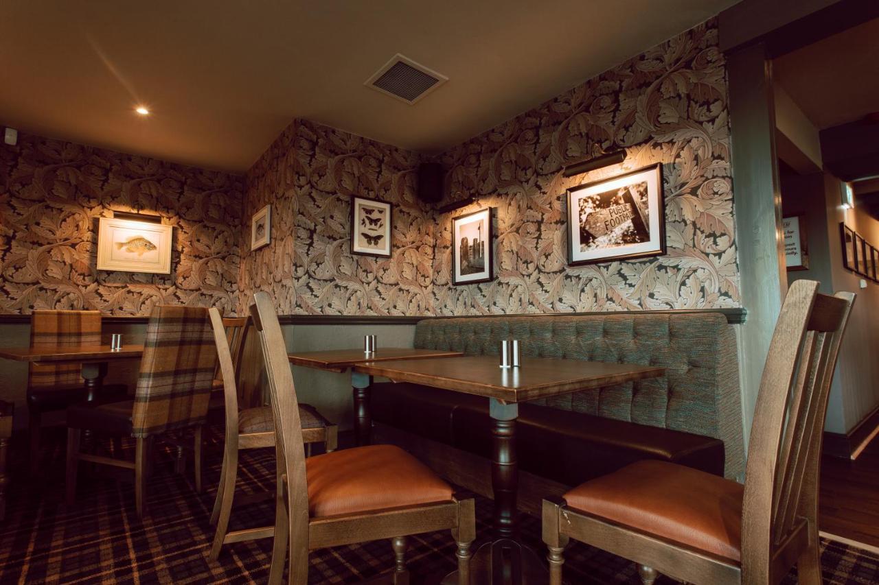 The Wheatsheaf Hotel Корбридж Екстериор снимка