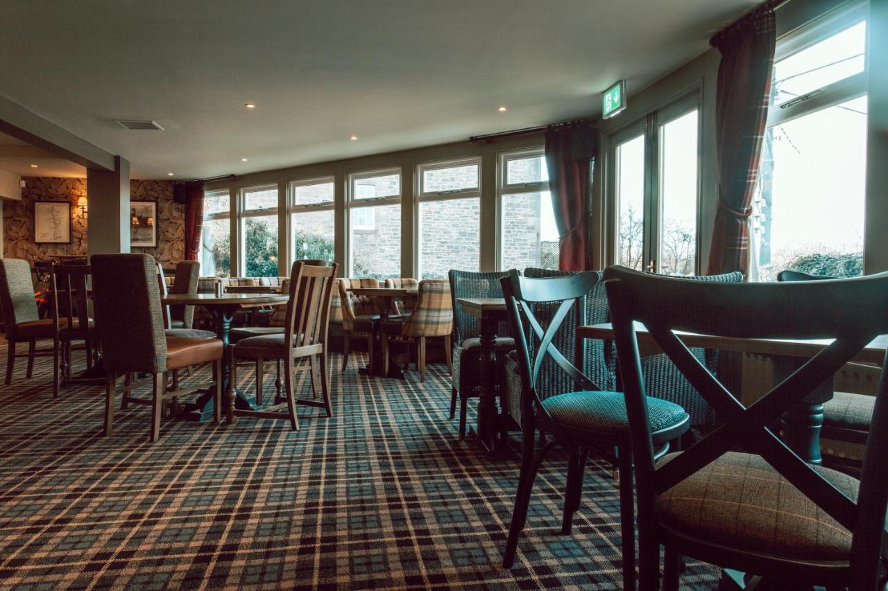The Wheatsheaf Hotel Корбридж Екстериор снимка