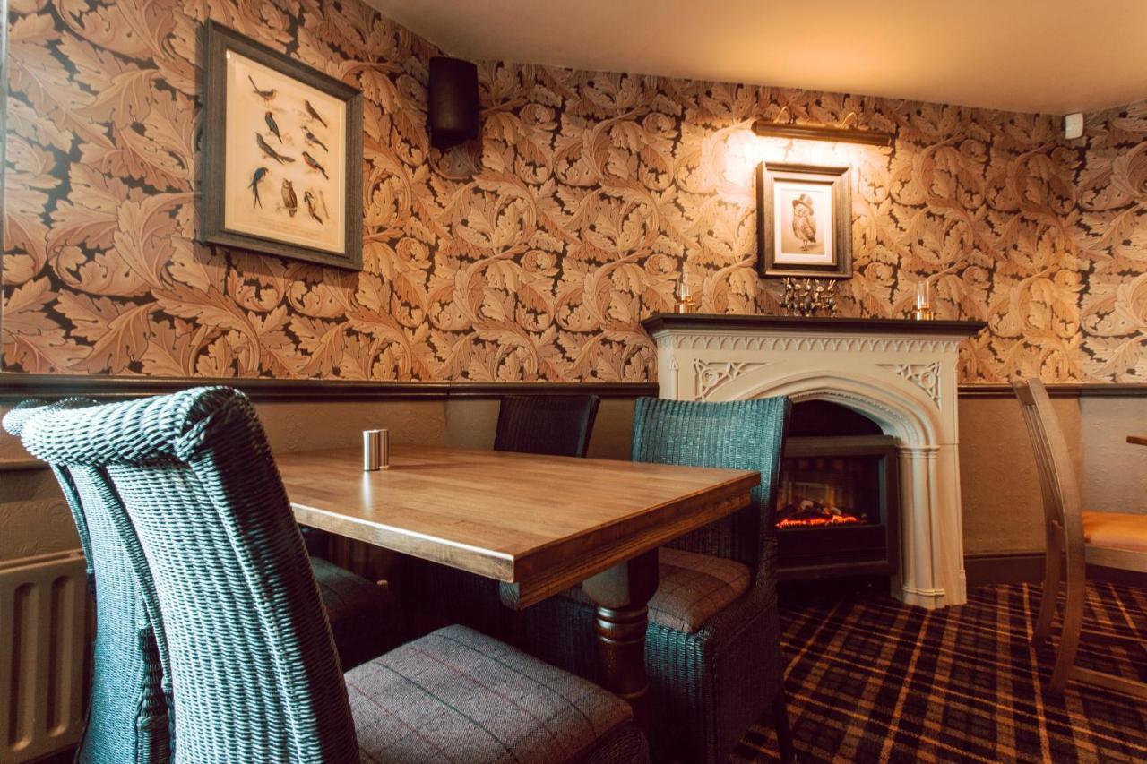 The Wheatsheaf Hotel Корбридж Екстериор снимка